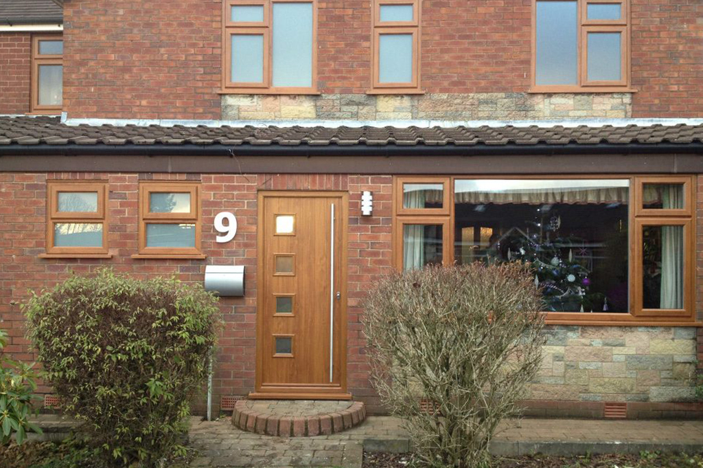 257586_133793740109558_53393441_o copy